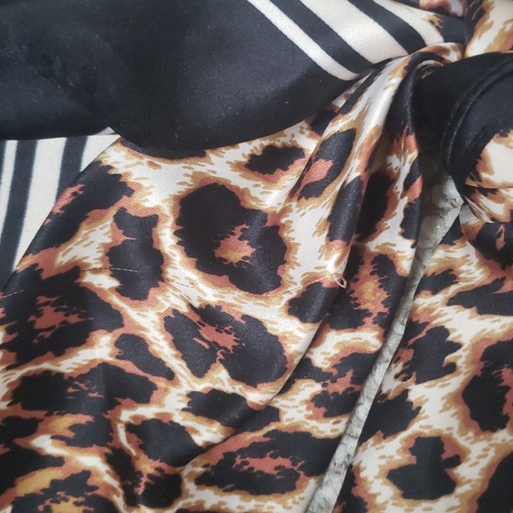 🖤 Cheetah print hair scarf scrunchie - Picture 2 of 2